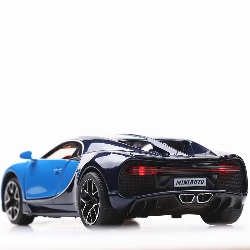 1:32 Chiron Simulation Superca - огляд і ціна Photography Lighting Simulation